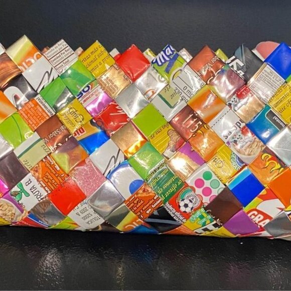 Women’s Handbag with Wristlet Strap. Brand: Nahui Ollin Medium Handbag with Zipp - Picture 4 of 7